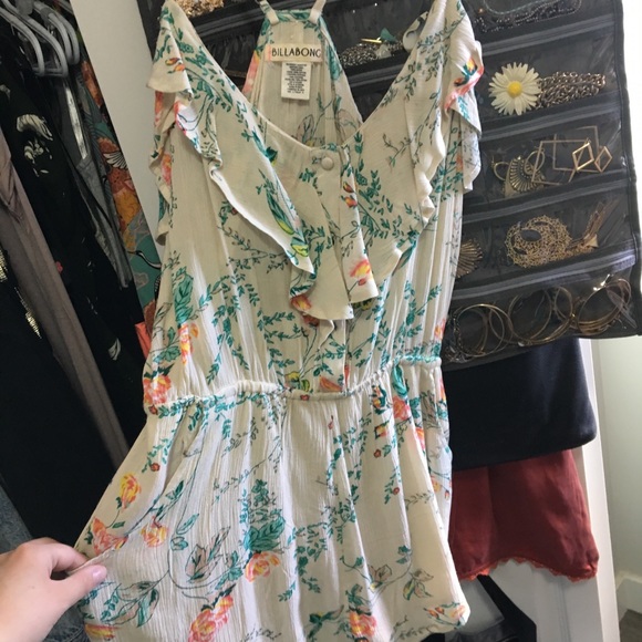 Billabong floral spaghetti strap ruffle romper - Picture 2 of 4